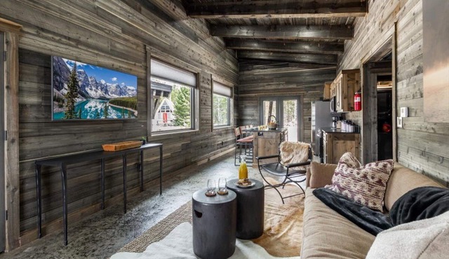 Mayfly Meadow,/Cozy Cabin/World class Fishing/Fire pit/BBQ