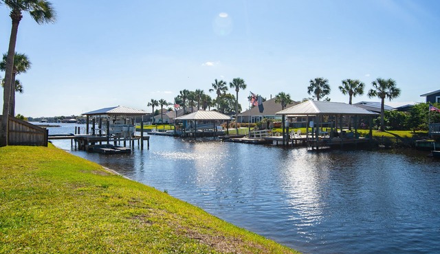 Mayo Clinc 1mile from Intercoastal waterfront home w/pool and Breathtaking Views