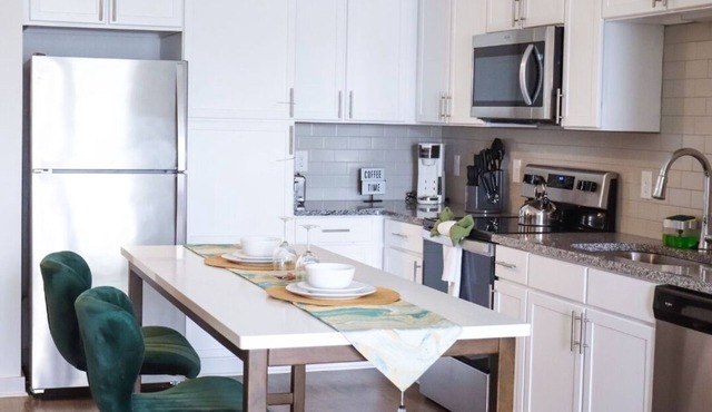 Mayo Clinic Oasis: Spacious and Lux Getaway w Pooln