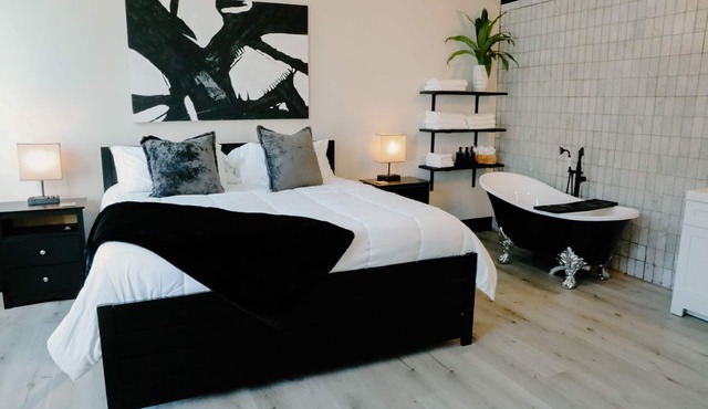 Mayor's Suite offers a cozy loft for rent with beautiful historical views