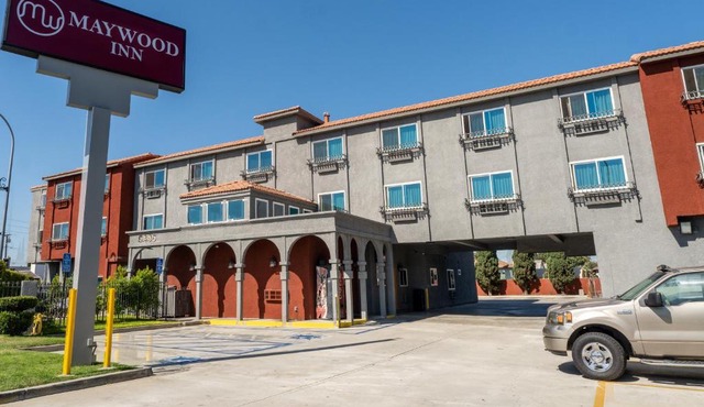 Maywood Inn