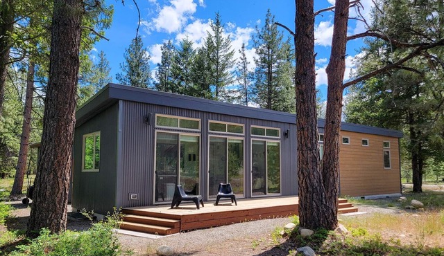 Mazama Latitude - Great Views, Near River & Trails