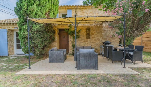 Mazet Magnan, Rustic Luxury in Provence