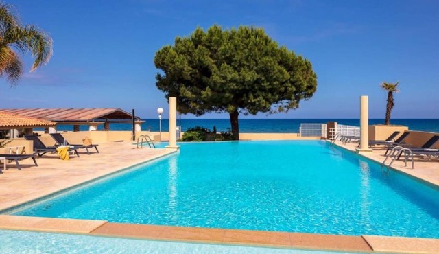 MB2 sans vue mer by Interhome
