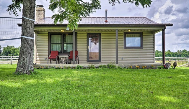 McArthur Cabin: Peaceful Getaway on Farm!