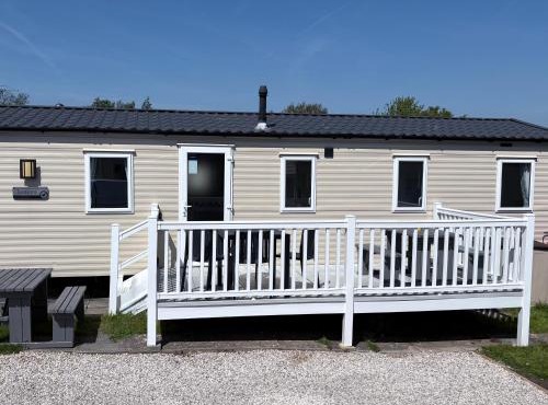 McCanns Caravan Marton Mere