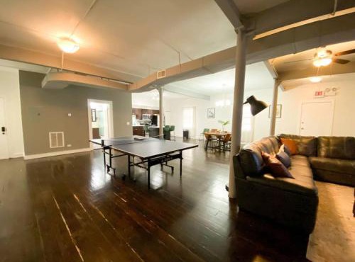 McCormick 3BR HUGE unit, Optional Parking with Ping-pong
