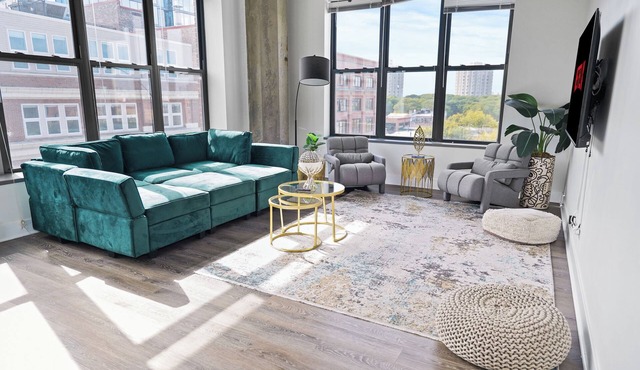 McCormick Apt 3BR Corner Oasis Near Soldier Field & Museum Campus