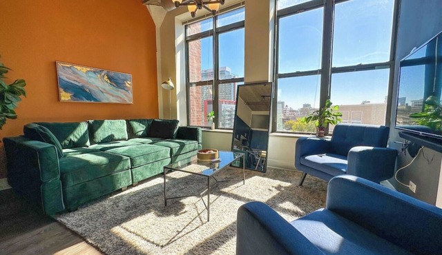 McCormick Place 2b/2b family unit with optional parking for up to 8 guests