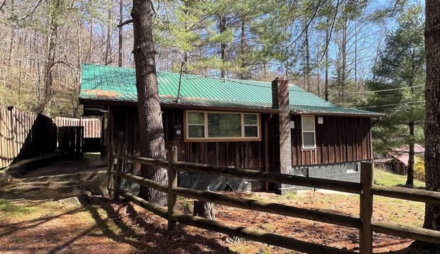 McIntosh Cabin - Off the Grid Getaway!