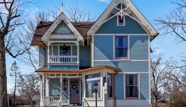 McKinley Manor - A Historic 1893 Victorian Gem