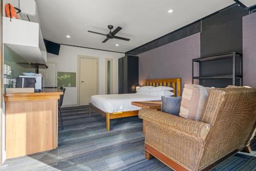 McLaren Flat Studio Near Vineyards