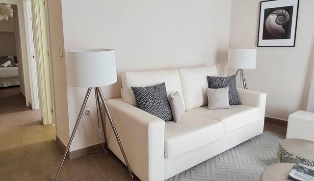 MD Balmes Street 2 City Center