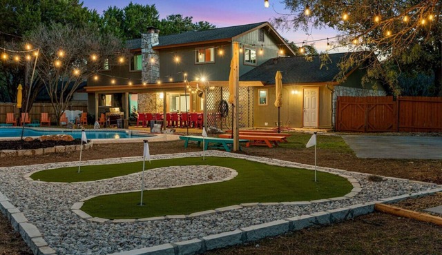 Meadow Circle Estate - Pool, Spa & Outdoor Games