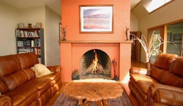 Meadow Mountain Lodge-Great for groups of families w/playground + tennis court