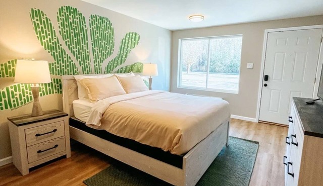 Meadow Room at The Trailblazer Unit 8