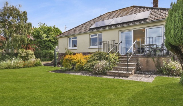 Meadow View, Blue Anchor