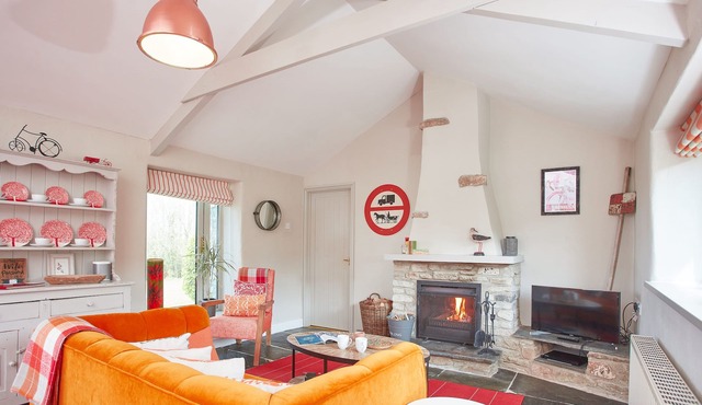 Meadow View is a detached barn conversion set in extensive grounds