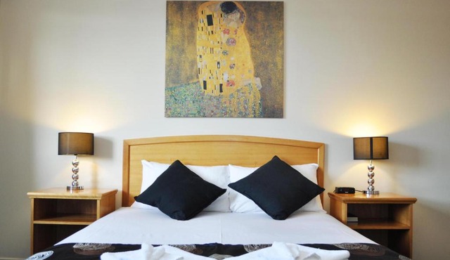 Meadowbrook Hotel Brisbane