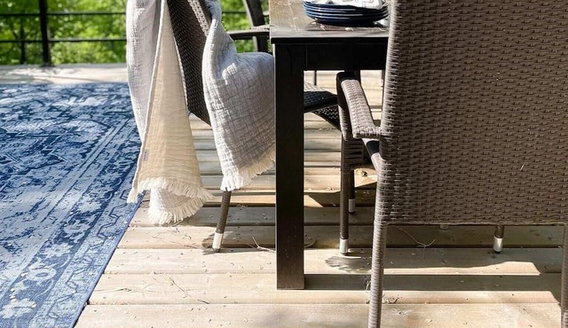 Meadowlark Cottage by Bowerbird Stays