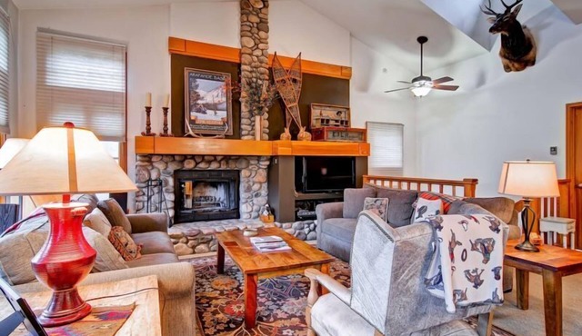 Meadows Townhome A5 - 3 Bedroom