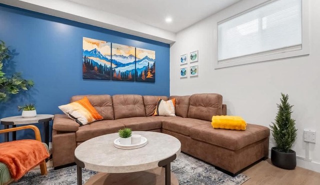 Meadowstone Suite 3BD 3 TVs Near Spruce Meadows