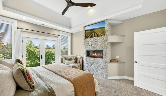 Meadowsweet Farm | Wine Country Retreat Sleeps 17+