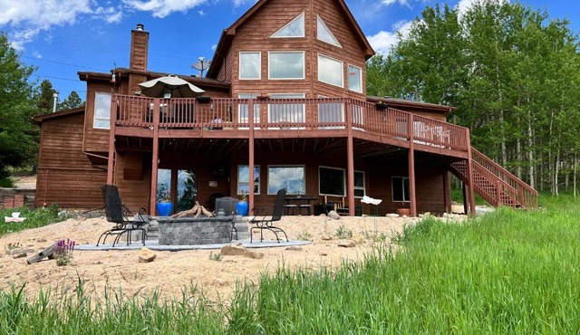 Meandering Moose Apartment Vacation Rental