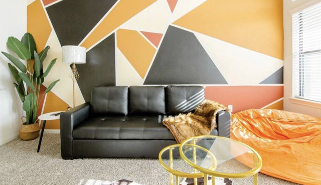 Med Center Boho Getaway, 1b/1b sleep 1-3, free parking