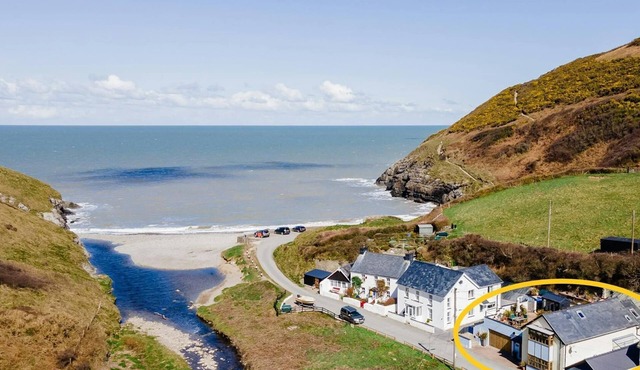 Meddyg y Mor, Cwm Tydu