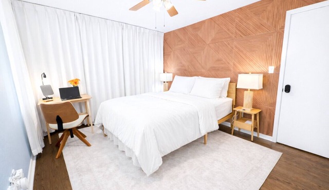 “Medical Center Area Stay – Safe, Spacious & Hospital-Close”