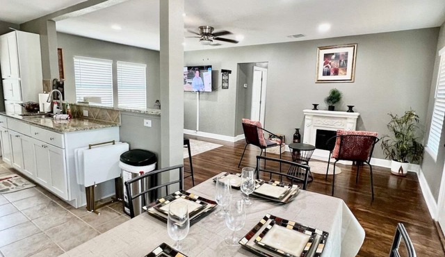 Medical CTR 3BR Heated Furnished Wi-Fi W/D Extended Stay W/D SATX
