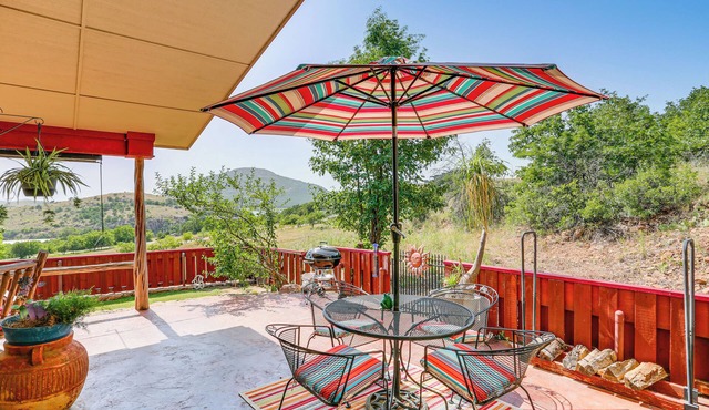 Medicine Park Cottage: Walk to Lake Lawtonka!