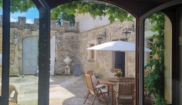 Medieval castle apartment near historic Mirepoix