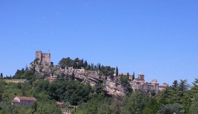 Medieval charm and soaring vistas in the heart of Provence: what's not to love?