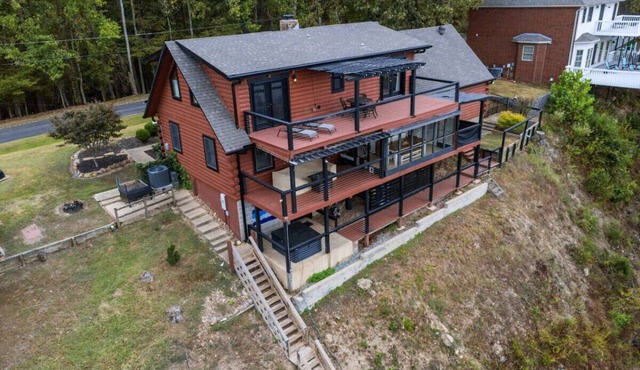 Medinah Sunset Cabin