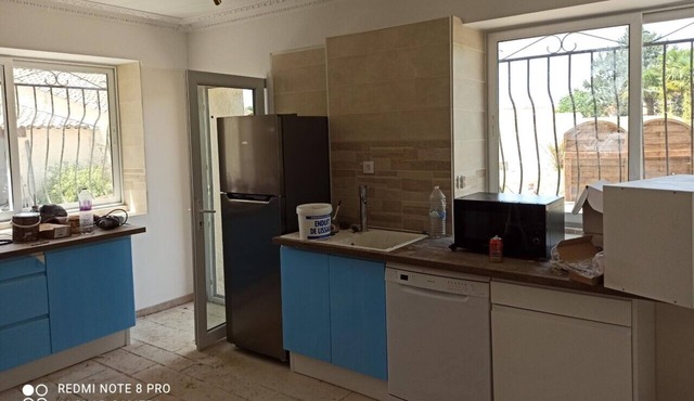 Mediterranean-style family cottage "les lauriers" near puy du fou
