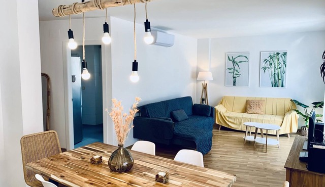 Mediterranean apartment centrally located 500m beach