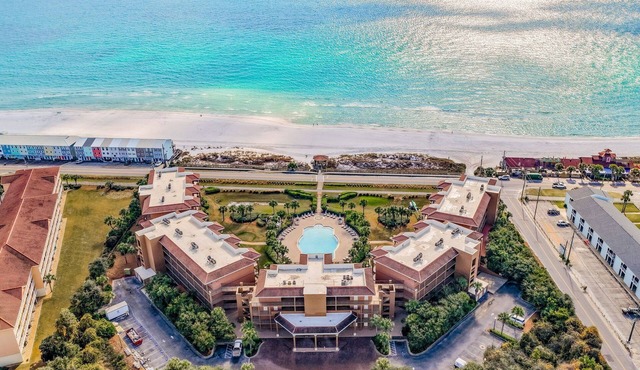 Mediterranea 213-Gulf Views-Sleeps 6