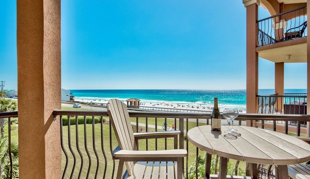 Mediterranea Great Location, Beach Service Included