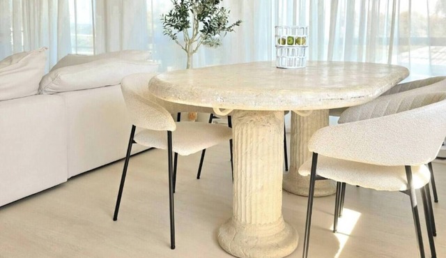 Mediterranean style oasis