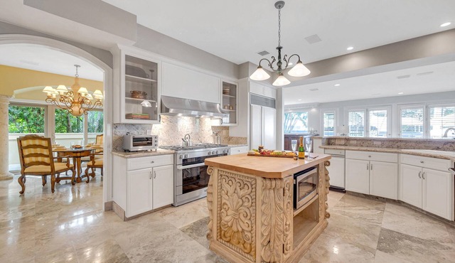 Mediterranean Villa | Heated Pool | Venice of America | Riverside View | Venetian Key | RESlDENCES