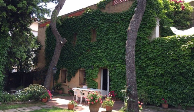 Mediterranean Villa near the sea and Barcelona