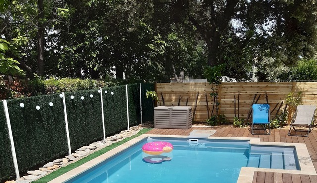 Mediterranean villa: pool, sea and garrigue!