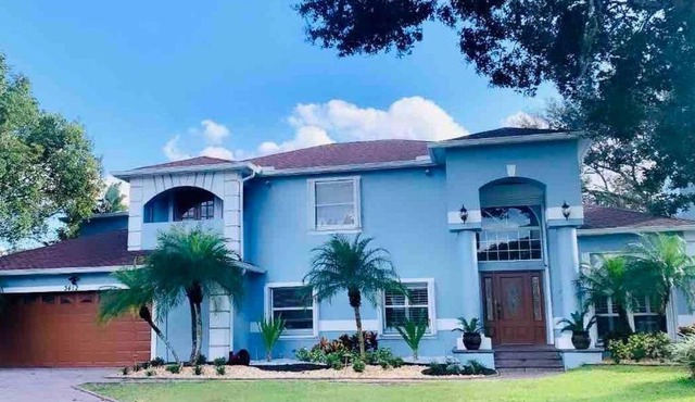 Mediterranean Villa - Theater - Gym and Heated pool