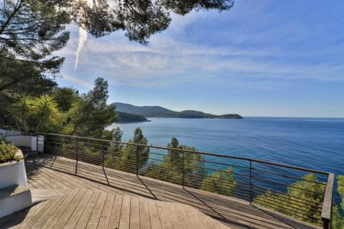 Mediterranean Villa With Sea View In Bormes