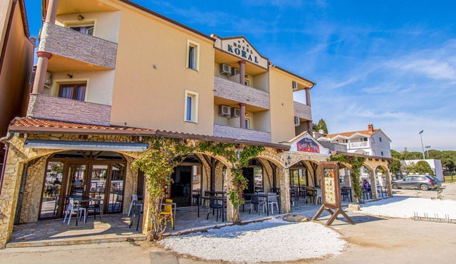 Medulin, Hotel Koral*** - Triple Family Room (2+1)