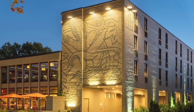 Meeting House Boutique Hotel