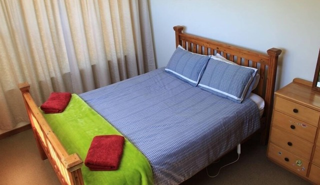 Meg's Place - Free Wifi Sky TV warm and quiet.