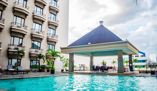 Mega Anggrek Hotel & Convention